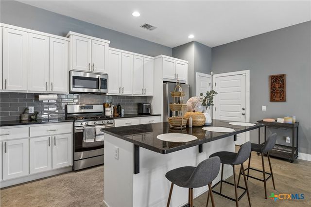 504 Blackson Avenue B, Austin, TX 78752