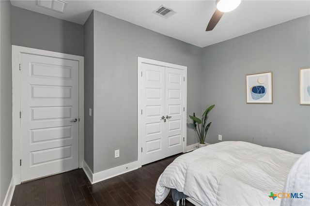 504 Blackson Avenue B, Austin, TX 78752