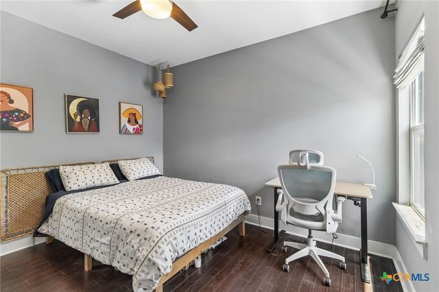 504 Blackson Avenue B, Austin, TX 78752