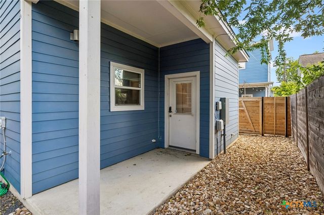 504 Blackson Avenue B, Austin, TX 78752