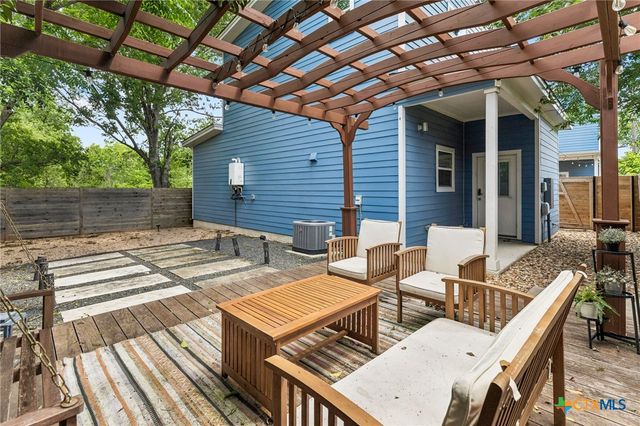 504 Blackson Avenue B, Austin, TX 78752