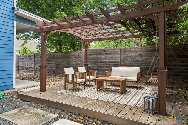 504 Blackson Avenue B, Austin, TX 78752