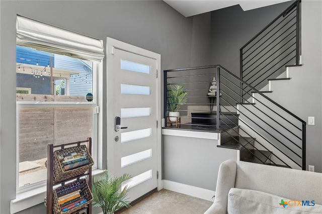 504 Blackson Avenue B, Austin, TX 78752