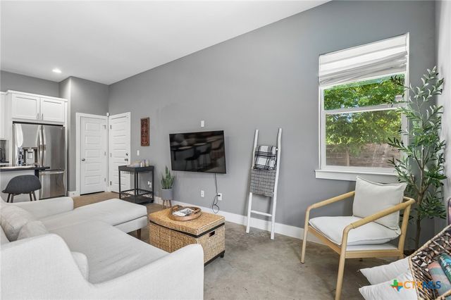 504 Blackson Avenue B, Austin, TX 78752