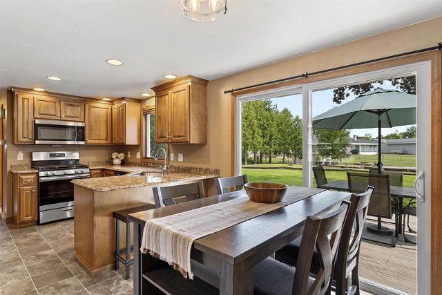 2423 HAMPTON AVENUE, Green Bay, WI 54311