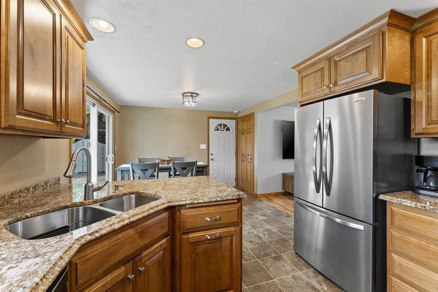2423 HAMPTON AVENUE, Green Bay, WI 54311