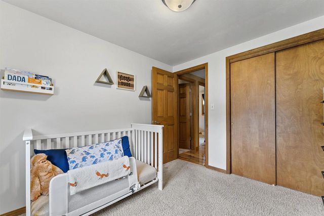 2423 HAMPTON AVENUE, Green Bay, WI 54311