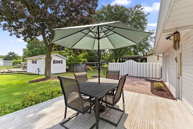 2423 HAMPTON AVENUE, Green Bay, WI 54311
