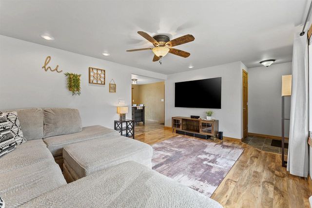 2423 HAMPTON AVENUE, Green Bay, WI 54311