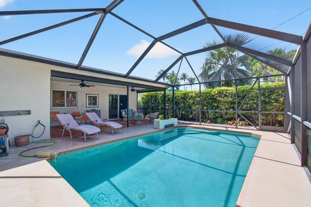 1315 N Lakeside Drive, Lake Worth Beach, FL 33460