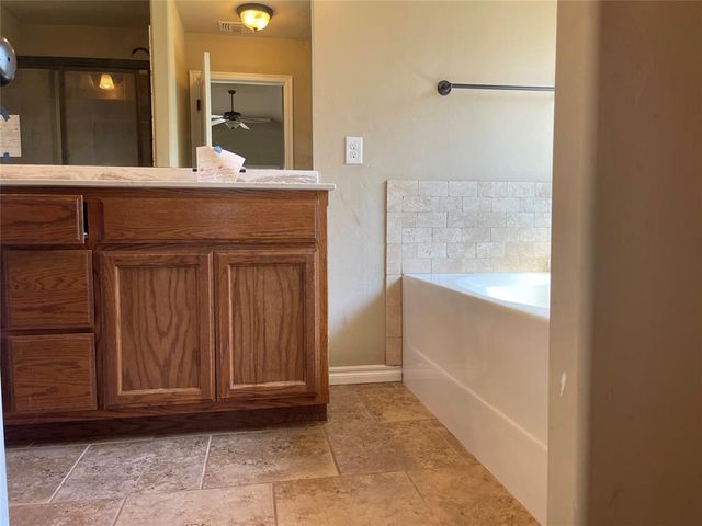 2405 Shell Drive, Oklahoma City, OK 73130