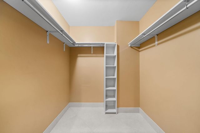 511 Bayshore Drive 904, Fort Lauderdale, FL 33304