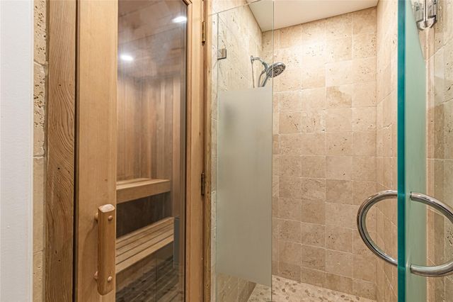 511 Bayshore Drive 904, Fort Lauderdale, FL 33304