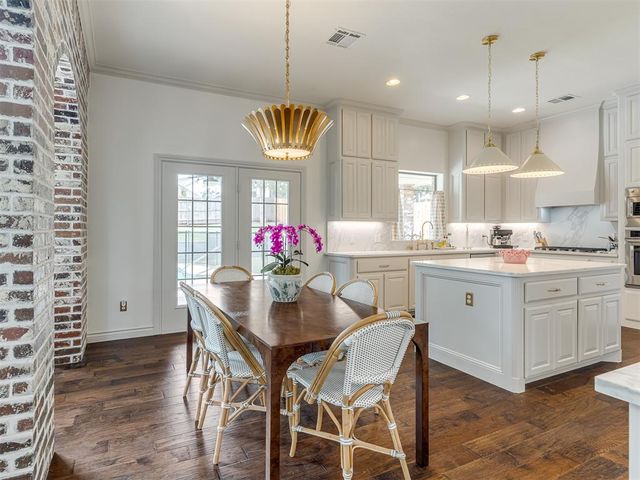 19308 Cade Court, Edmond, OK 73012