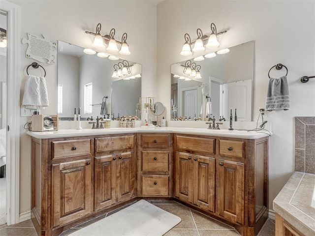 19308 Cade Court, Edmond, OK 73012