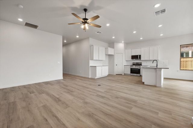 13824 Gary Avenue, Lubbock, TX 79423