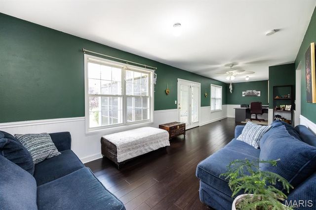 4121 Bruene Avenue, Pontoon Beach, IL 62040