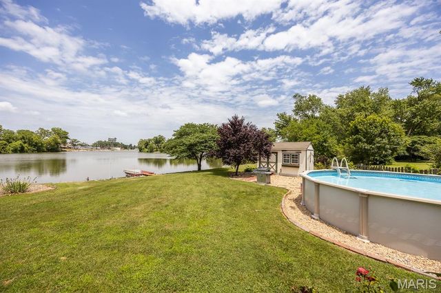 4121 Bruene Avenue, Pontoon Beach, IL 62040