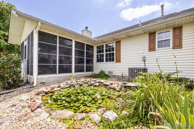 4121 Bruene Avenue, Pontoon Beach, IL 62040