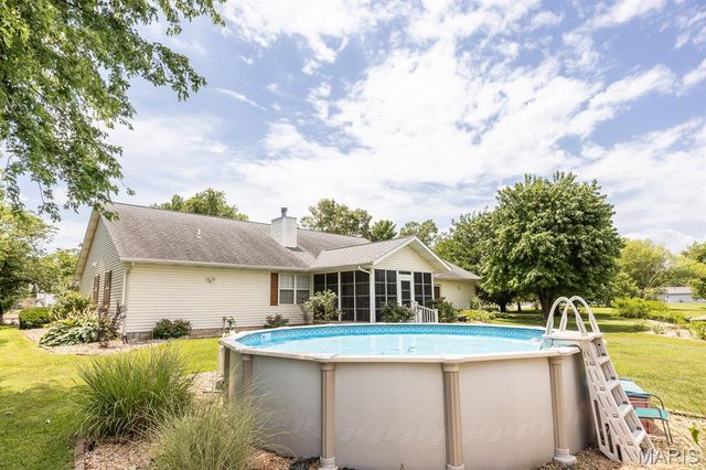 4121 Bruene Avenue, Pontoon Beach, IL 62040