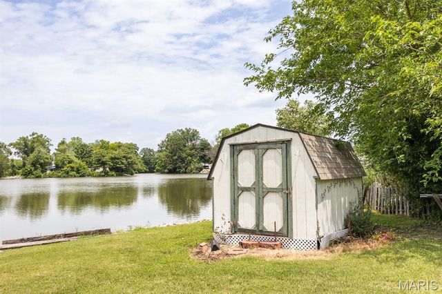 4121 Bruene Avenue, Pontoon Beach, IL 62040