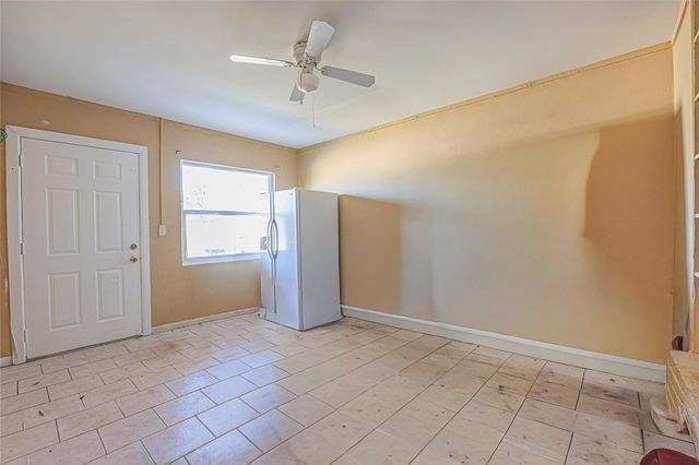 646 Bayberry Dr, West Palm Beach, FL 33403