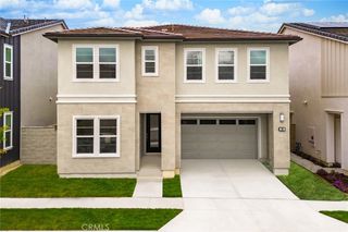 200 SIERRA MADRE, Lake Forest, CA 92630