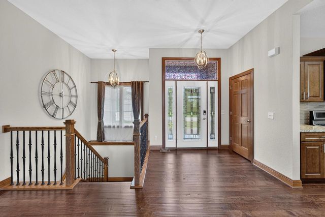 5227 Kings WAY, Mount Pleasant, WI 53403