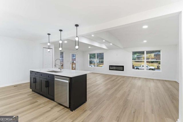 2543 Fontaine Circle, Decatur, GA 30032