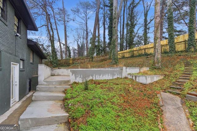 2543 Fontaine Circle, Decatur, GA 30032