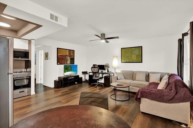 6015 19TH STREET N 216, St Petersburg, FL 33714