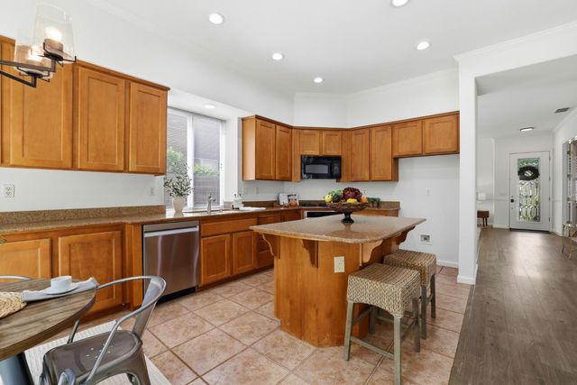 3271 Stonehurst Dr, El Dorado Hills, CA 95762