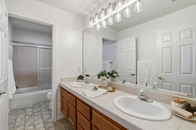 3271 Stonehurst Dr, El Dorado Hills, CA 95762