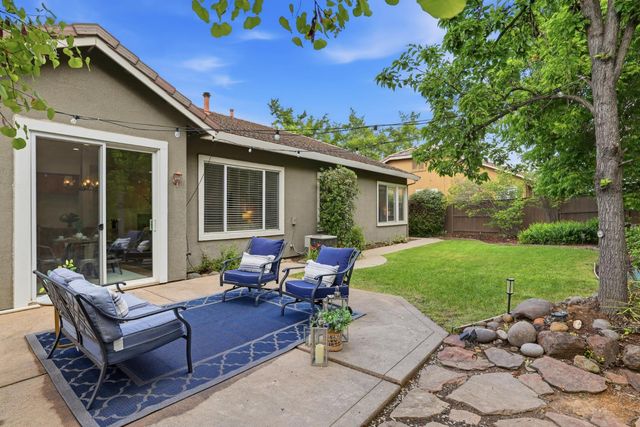 3271 Stonehurst Dr, El Dorado Hills, CA 95762