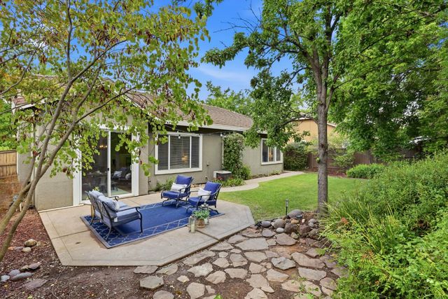 3271 Stonehurst Dr, El Dorado Hills, CA 95762