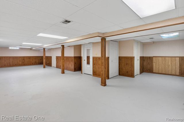 42660 Elizabeth Place, Clinton Township, MI 48038