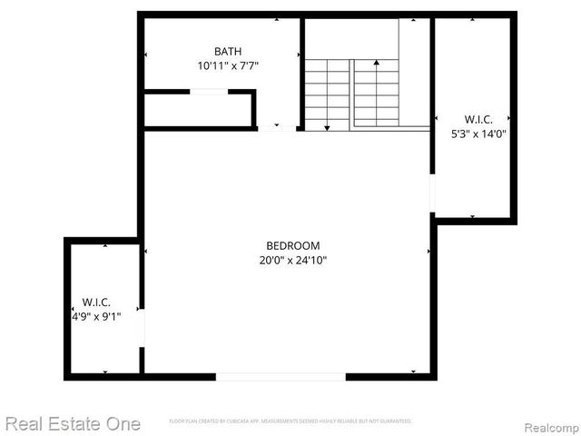 42660 Elizabeth Place, Clinton Township, MI 48038