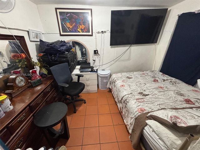 3533 NW 2nd Terrace, Miami, FL 33125