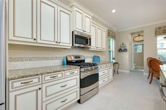 12235 THORNHILL COURT, Lakewood Ranch, FL 34202