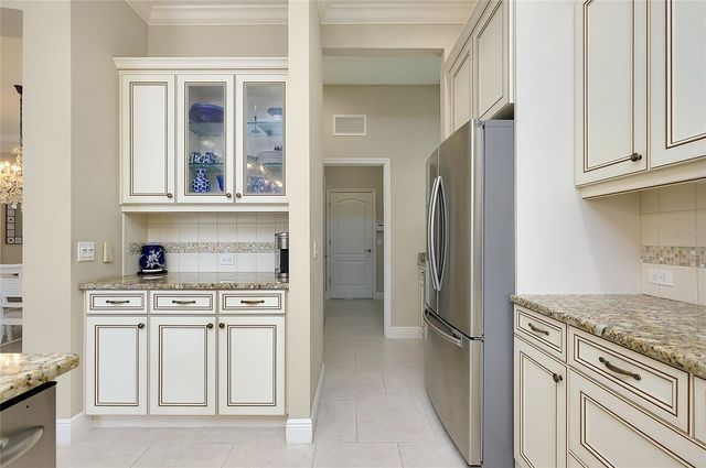 12235 THORNHILL COURT, Lakewood Ranch, FL 34202