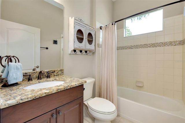 12235 THORNHILL COURT, Lakewood Ranch, FL 34202