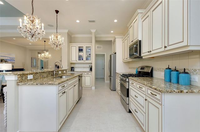 12235 THORNHILL COURT, Lakewood Ranch, FL 34202