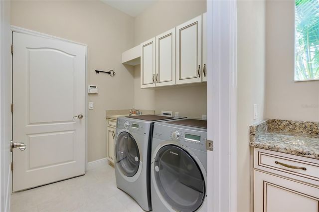 12235 THORNHILL COURT, Lakewood Ranch, FL 34202