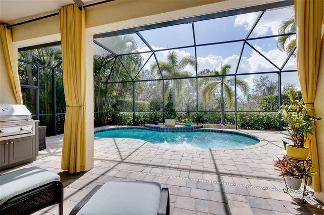 12235 THORNHILL COURT, Lakewood Ranch, FL 34202