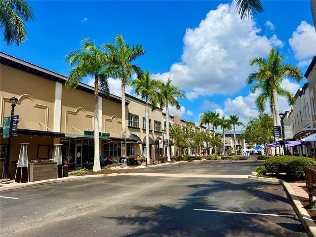 12235 THORNHILL COURT, Lakewood Ranch, FL 34202