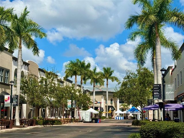 12235 THORNHILL COURT, Lakewood Ranch, FL 34202