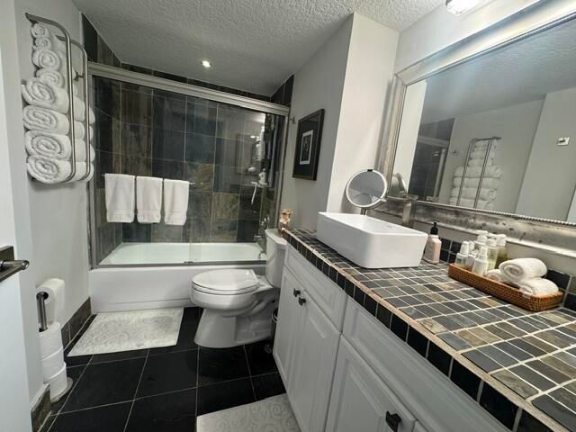 21 Royal Palm Way 2020, Boca Raton, FL 33432