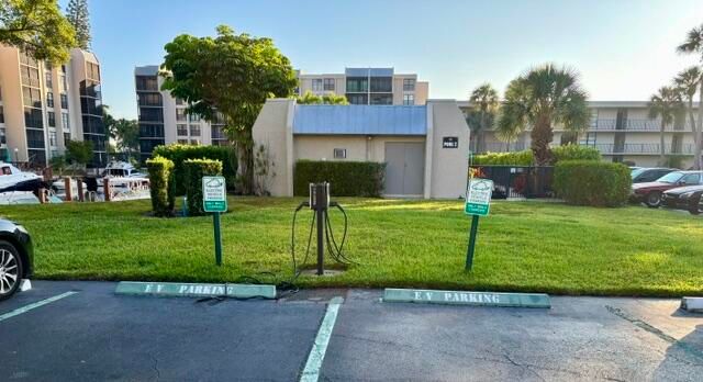 21 Royal Palm Way 2020, Boca Raton, FL 33432