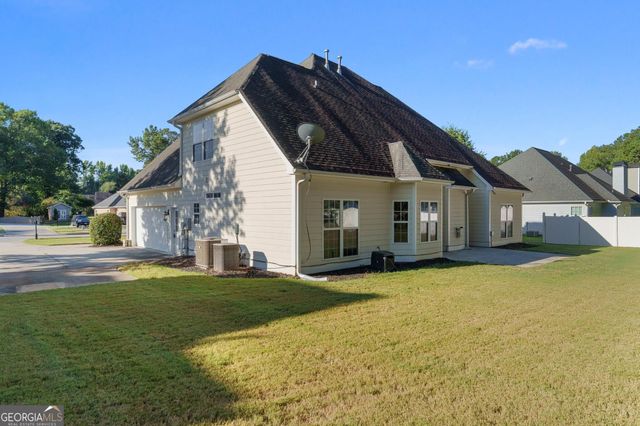 205 Keaton Drive, Fayetteville, GA 30215