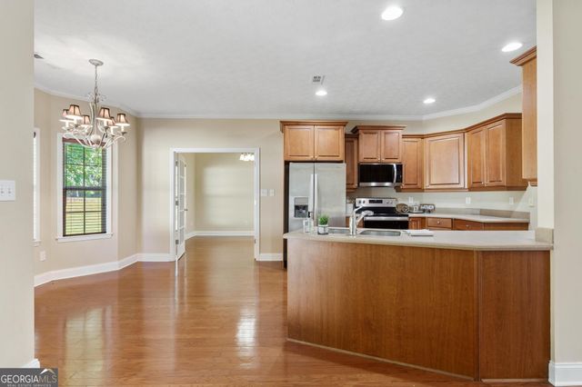 205 Keaton Drive, Fayetteville, GA 30215